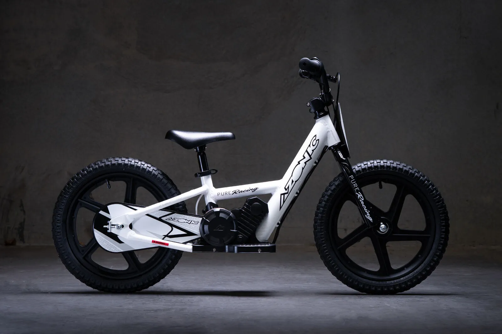 AZONIC PURE 16 ELECTRIC BALANCE BIKE | 24V 170W - Image 3