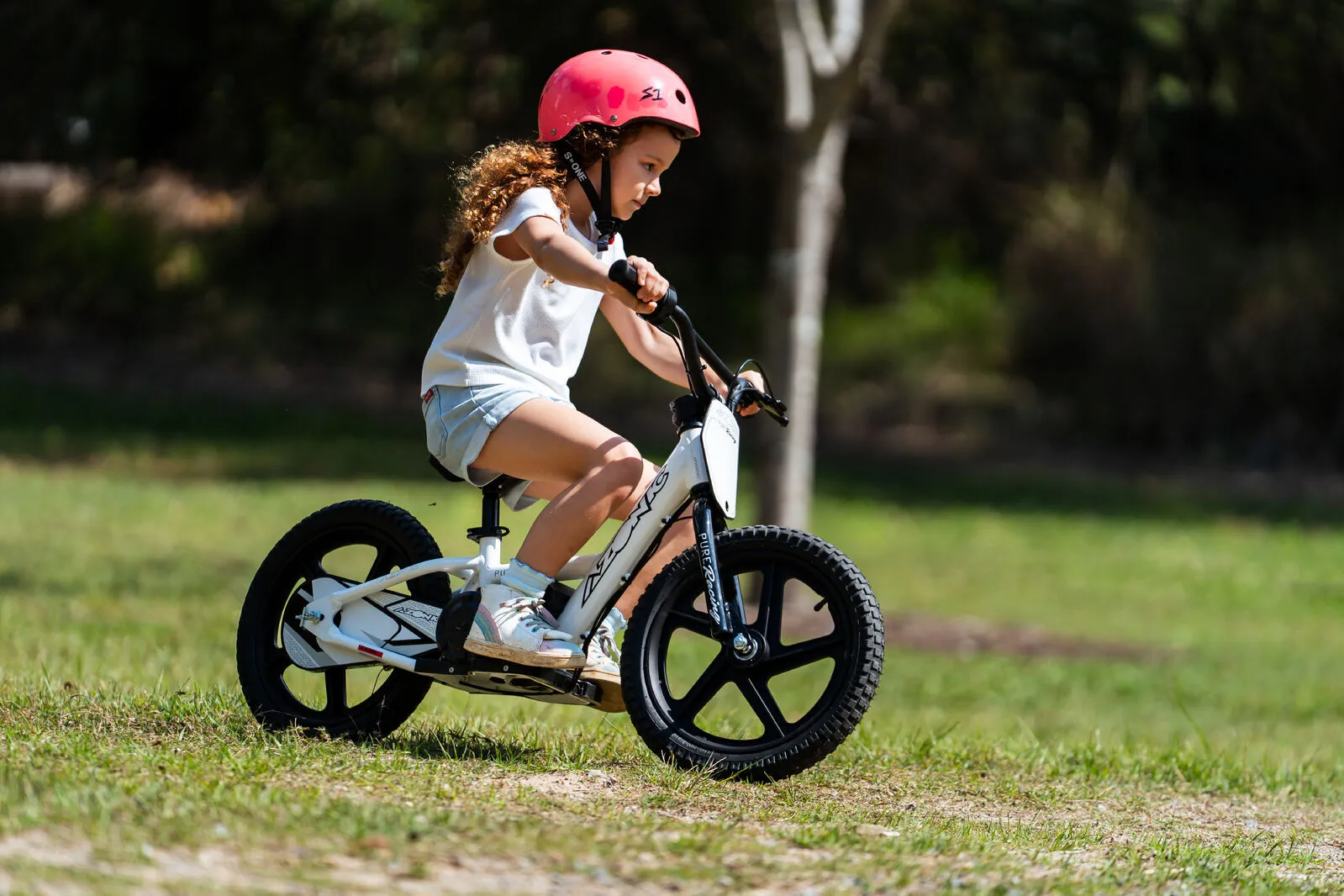 AZONIC PURE 16 ELECTRIC BALANCE BIKE | 24V 170W - Image 5