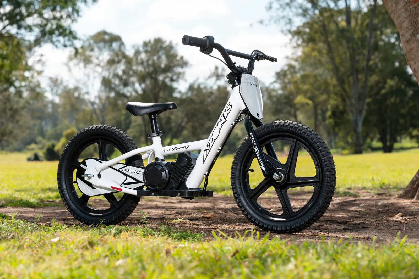 AZONIC PURE 16 ELECTRIC BALANCE BIKE | 24V 170W - Image 7