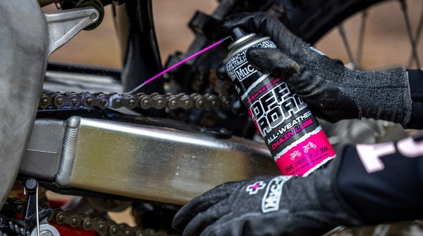 MUC-OFF MOTORCYCLE CHAIN LUBE OFF-ROAD ALL WEATHER 400ML - Image 3