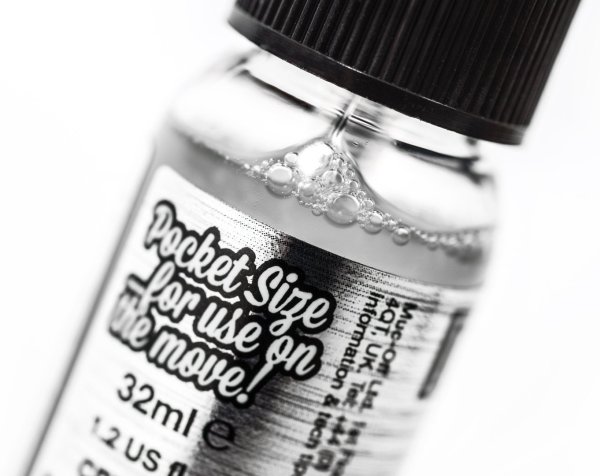 MUC-OFF MOTORCYCLE PREMIUM ANTI-FOG TREATMENT 32ML - Image 3