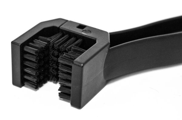 MUC-OFF MOTORCYCLE CHAIN BRUSH - Image 6